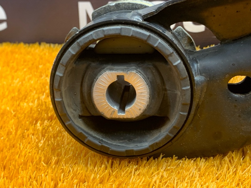 Балка поперечная (подрамник), 15000 рублей, Красноярск