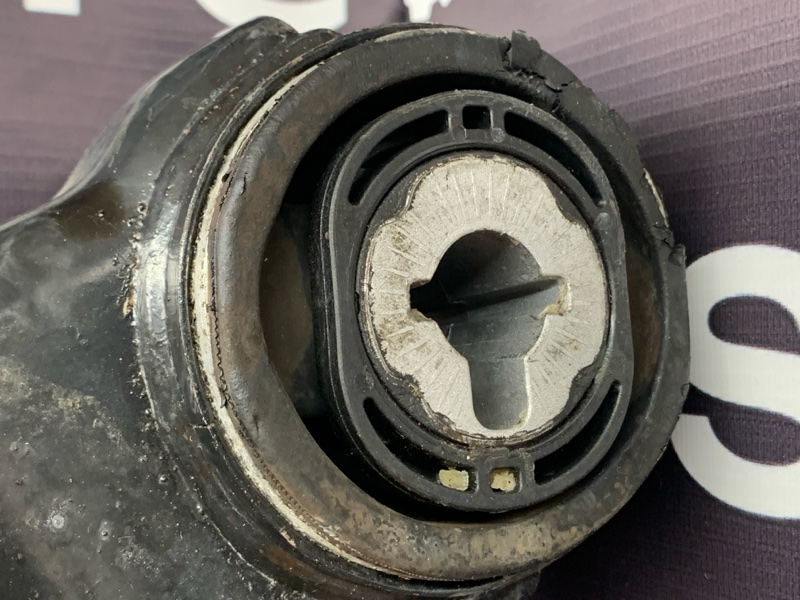 Балка поперечная (подрамник), 15000 рублей, Красноярск