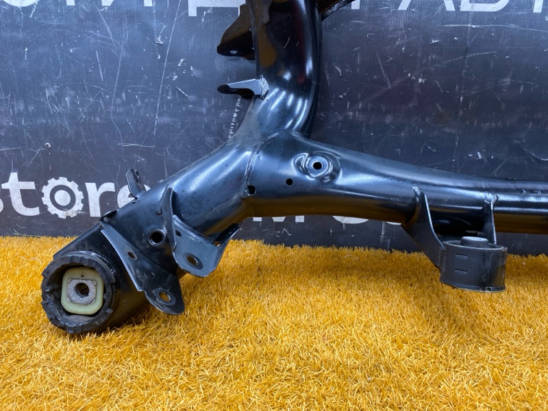 Балка поперечная (подрамник), 20000 рублей, Красноярск