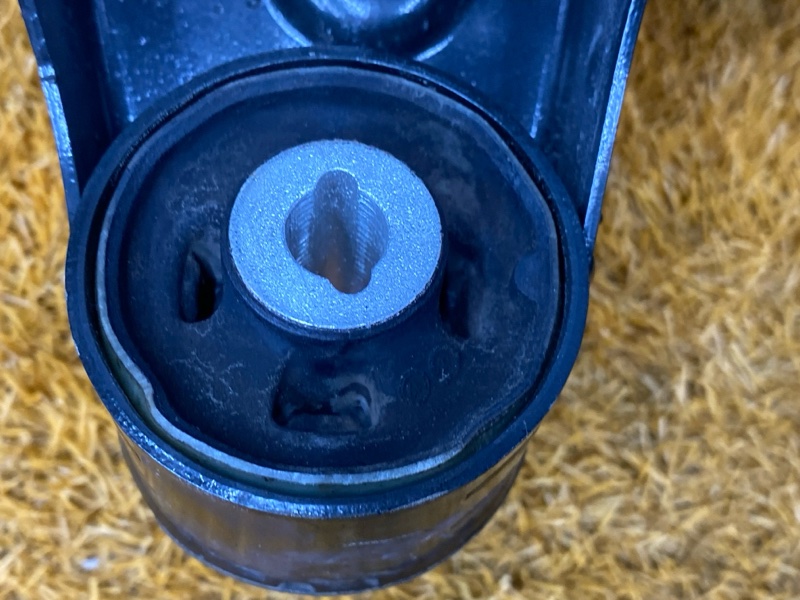 Балка поперечная (подрамник), 20000 рублей, Красноярск