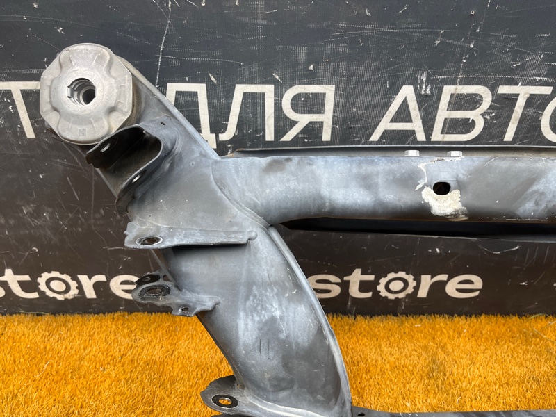 Балка поперечная (подрамник), 35000 рублей, Красноярск