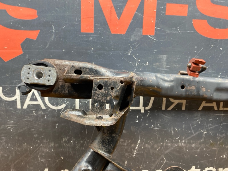 Балка поперечная (подрамник), 2500 рублей, Красноярск