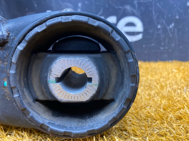 Балка поперечная (подрамник), 15000 рублей, Красноярск