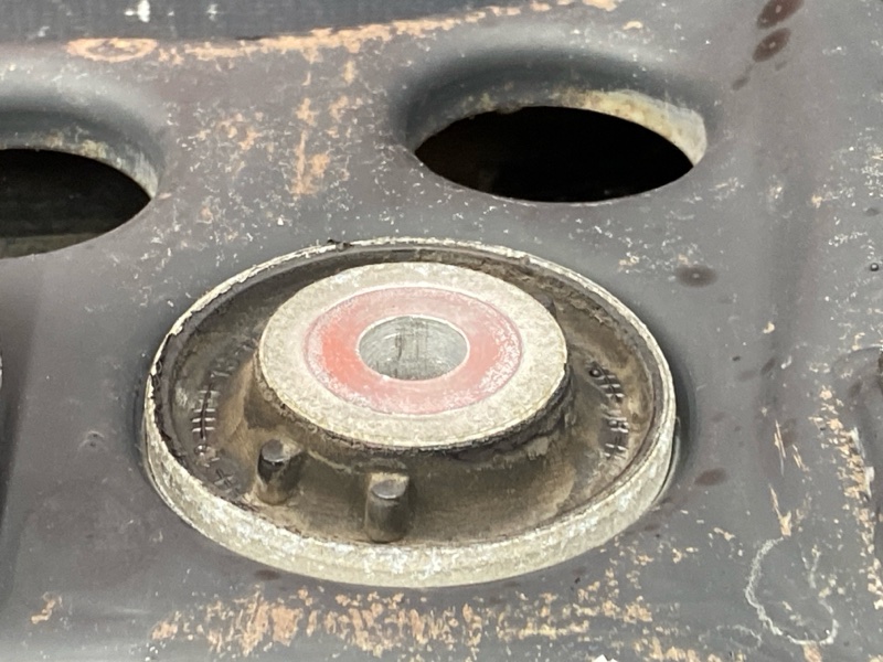 Балка поперечная (подрамник), 4000 рублей, Красноярск