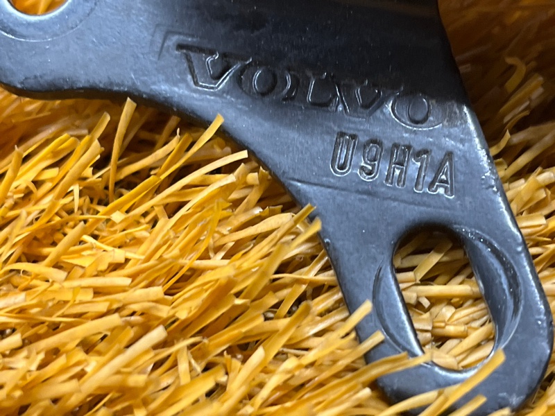 замок капота, 2500 рублей, Красноярск