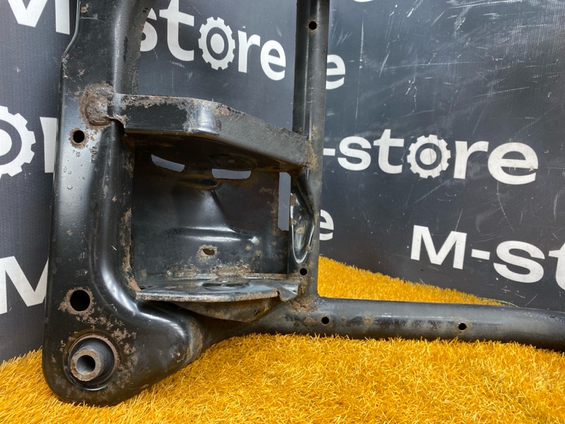 Кронштейн КПП, 2000 рублей, Красноярск