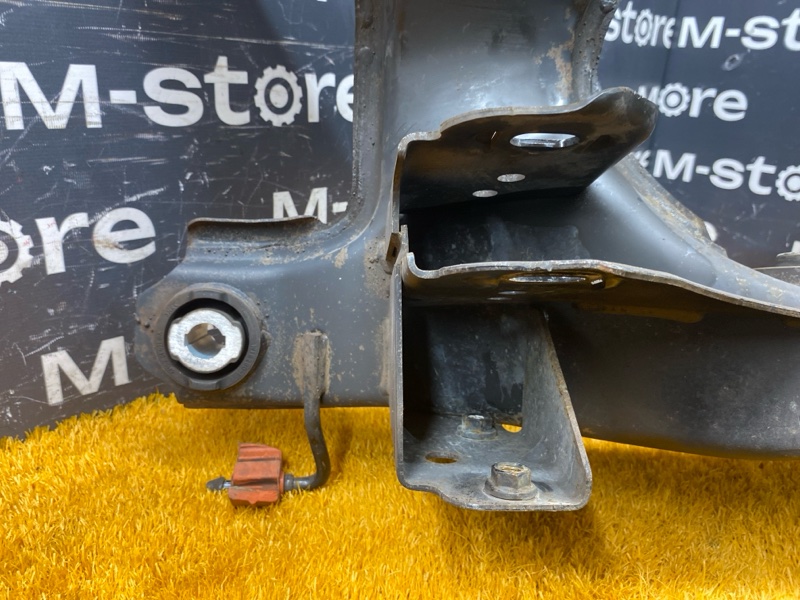 Балка поперечная (подрамник), 65000 рублей, Красноярск