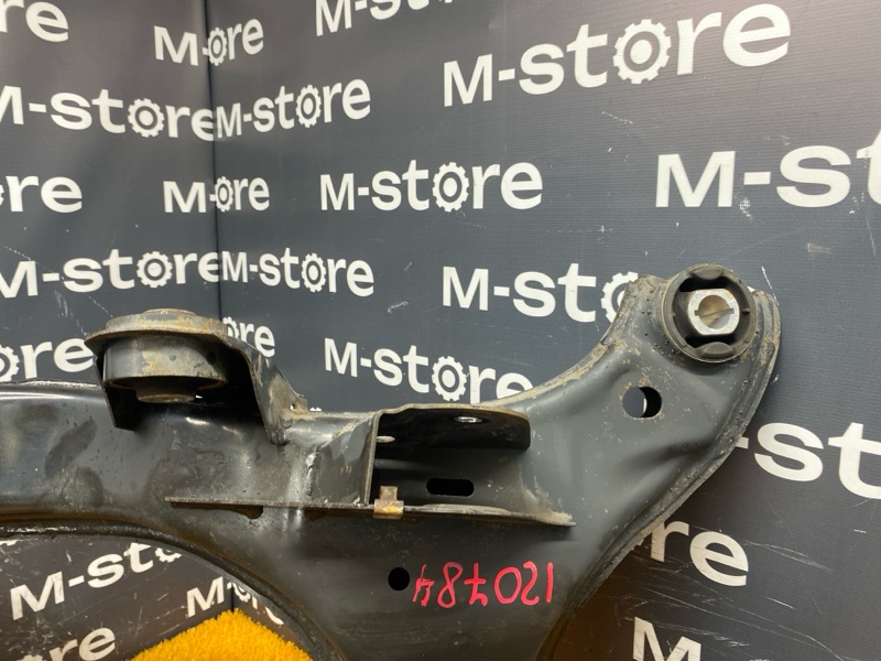 Балка поперечная (подрамник), 65000 рублей, Красноярск