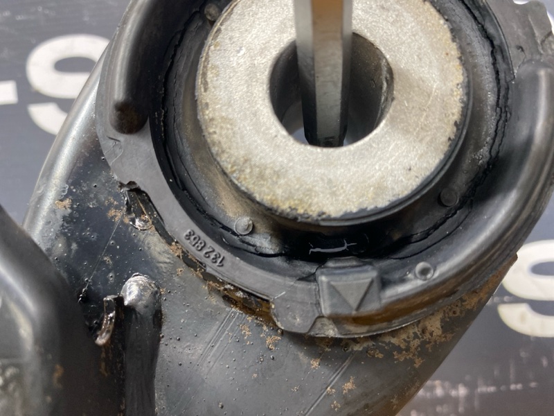 Балка поперечная (подрамник), 2000 рублей, Красноярск