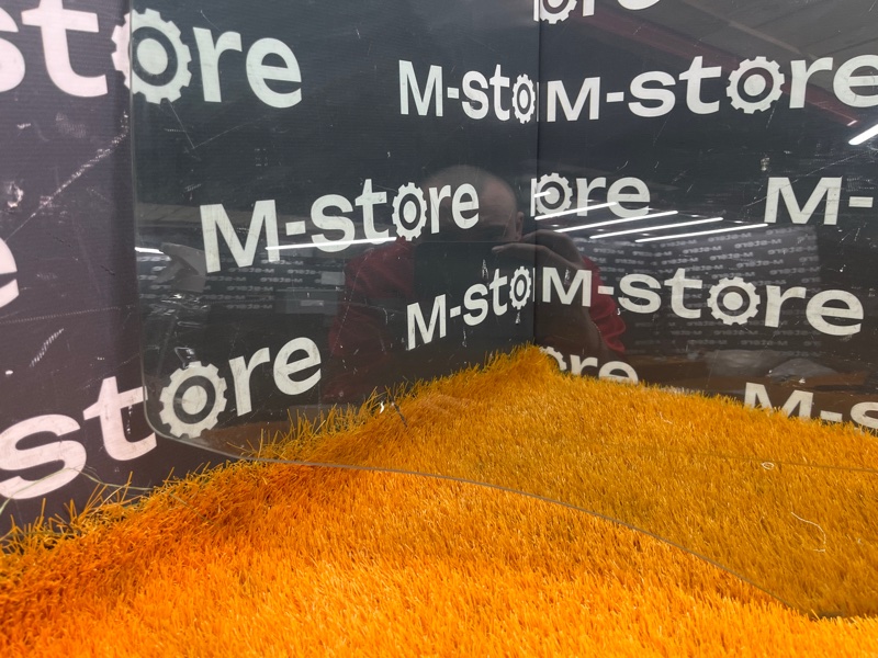 Стекло боковое, 1800 рублей, Красноярск