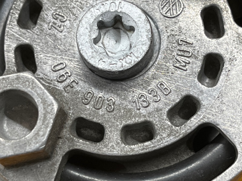 Натяжитель приводного ремня, 500 рублей, Красноярск