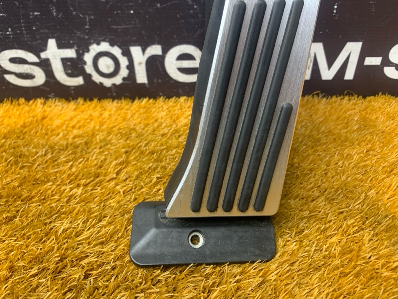 педаль газа, 1000 рублей, Красноярск