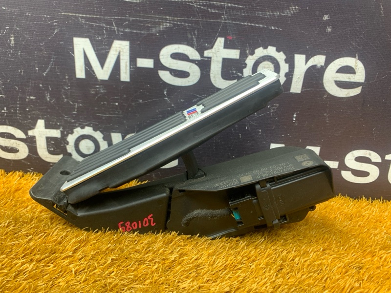 педаль газа, 1000 рублей, Красноярск