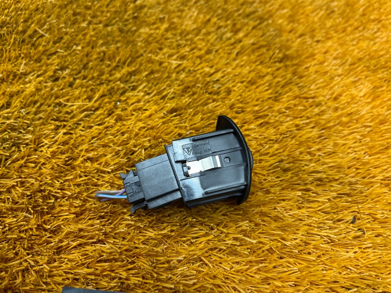 Кнопка освещения панели приборов, 400 рублей, Красноярск