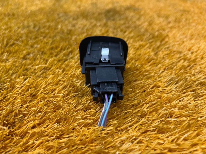 Кнопка освещения панели приборов, 400 рублей, Красноярск