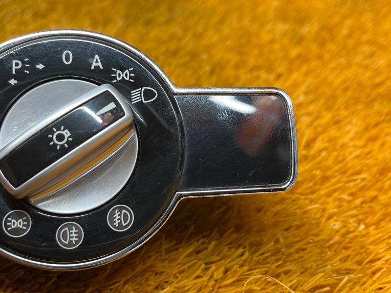 Переключатель света фар, 1000 рублей, Красноярск