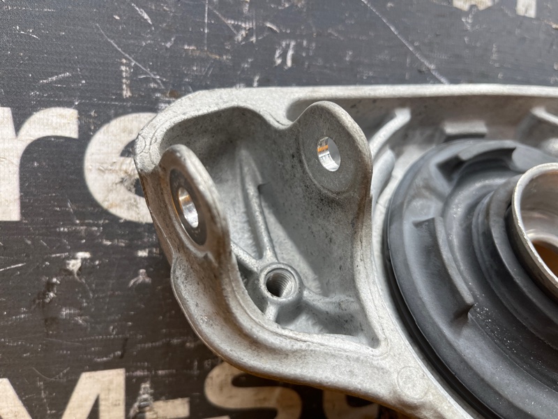 опора пружины, 2000 рублей, Красноярск