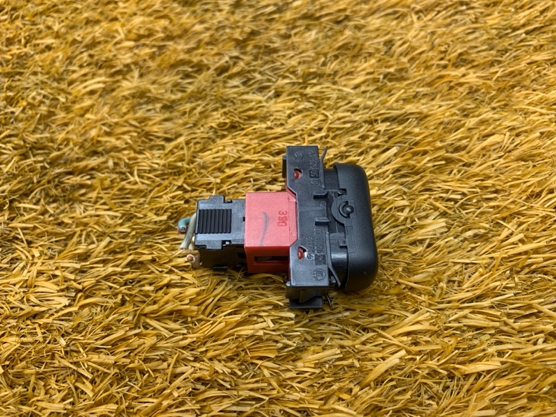 кнопка складывания зеркал, 500 рублей, Красноярск