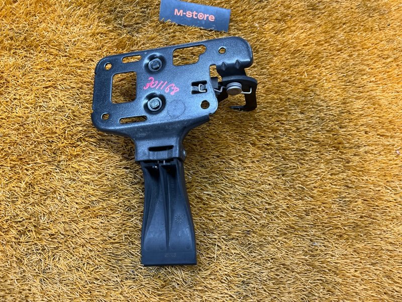 замок капота, 500 рублей, Красноярск