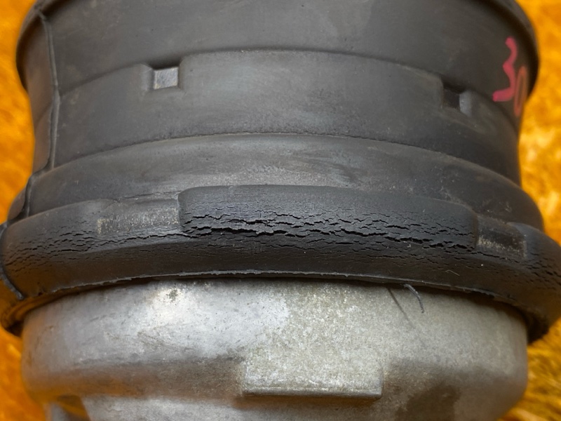 подушка двигателя, 1000 рублей, Красноярск