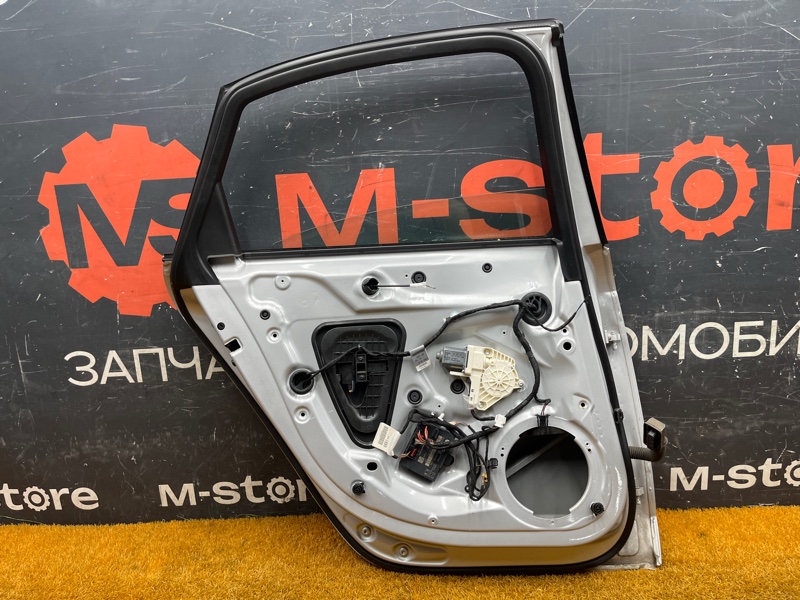 дверь, 10000 рублей, Красноярск