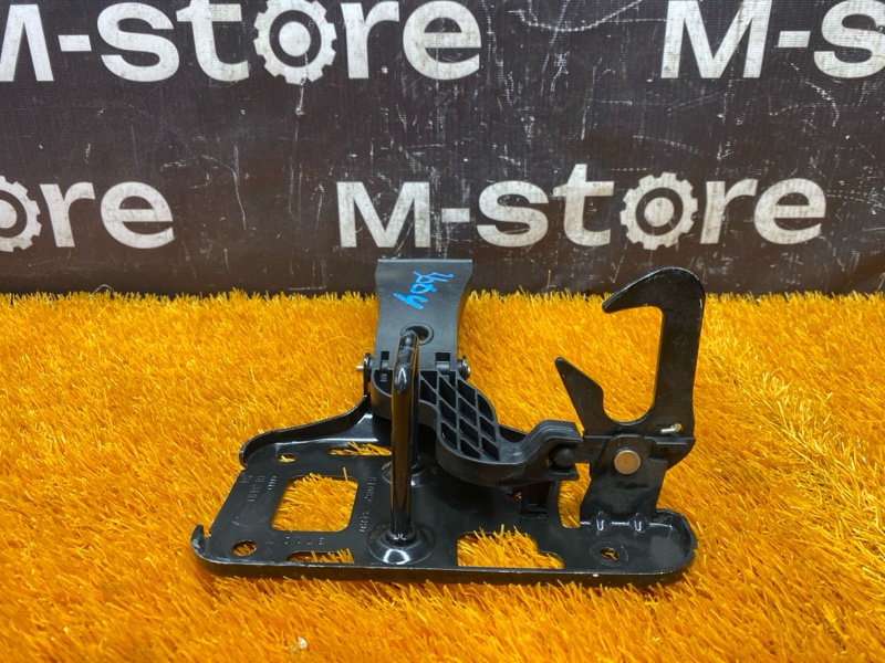 замок капота, 500 рублей, Красноярск