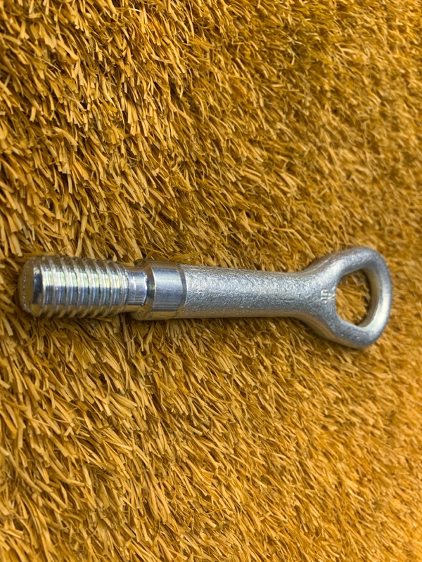 Крюк буксировочный, 1500 рублей, Красноярск