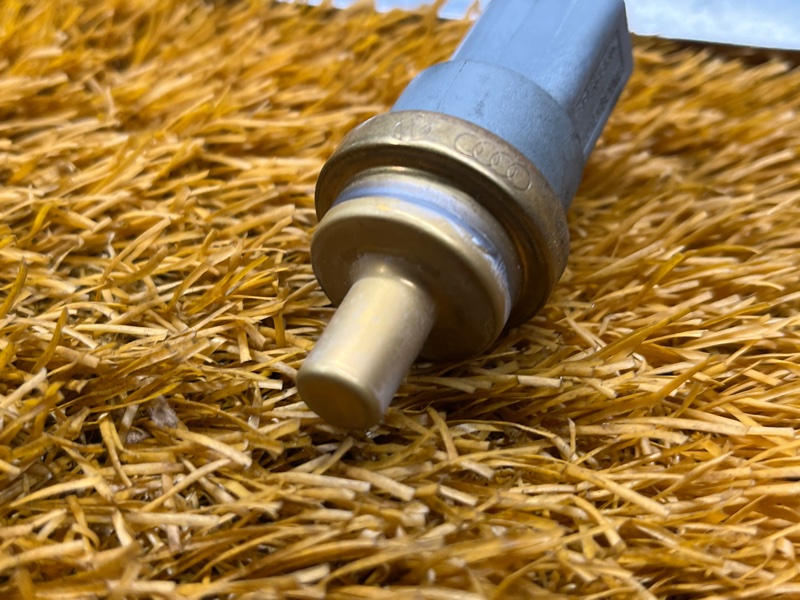 датчик температуры охлаждающей жидкости, 200 рублей, Красноярск