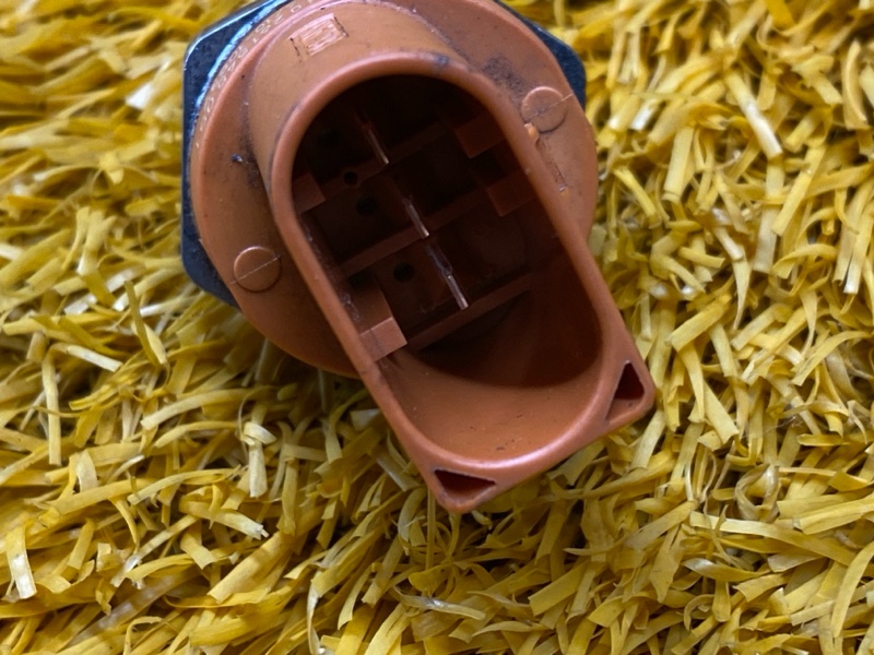 датчик давления топлива, 800 рублей, Красноярск