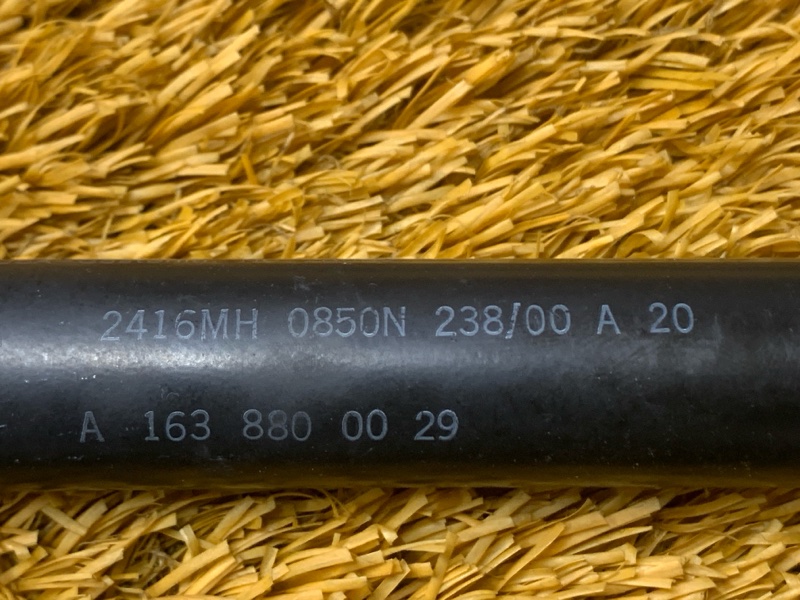 амортизатор капота, 2000 рублей, Красноярск