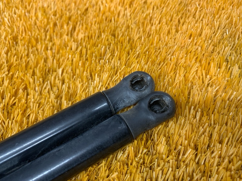 амортизатор капота, 1000 рублей, Красноярск