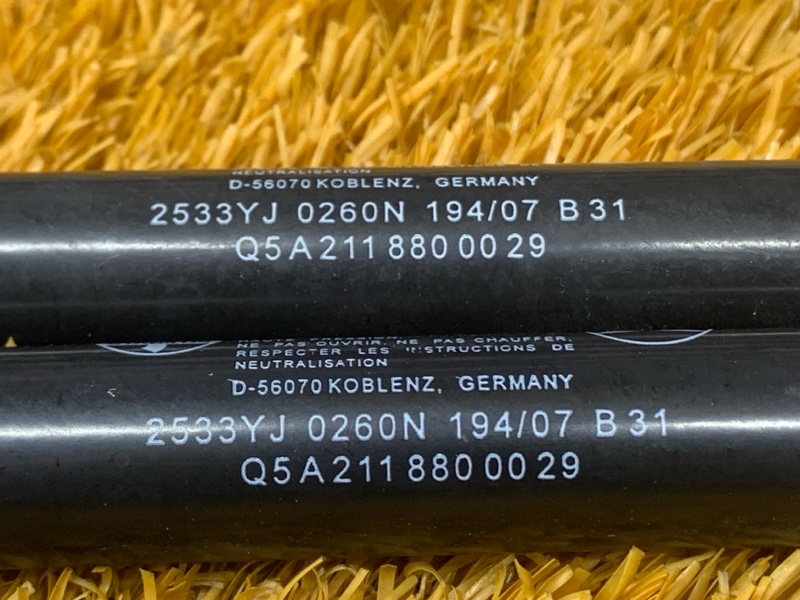 амортизатор капота, 1000 рублей, Красноярск