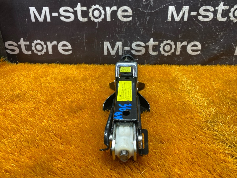 домкрат, 2000 рублей, Красноярск