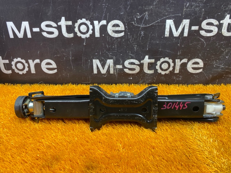 домкрат, 2000 рублей, Красноярск