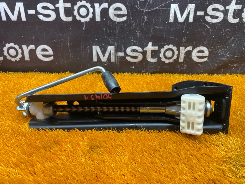 домкрат, 2500 рублей, Красноярск