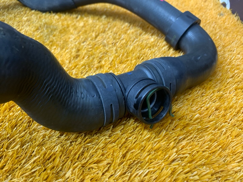 Патрубок радиатора нижний, 1000 рублей, Красноярск