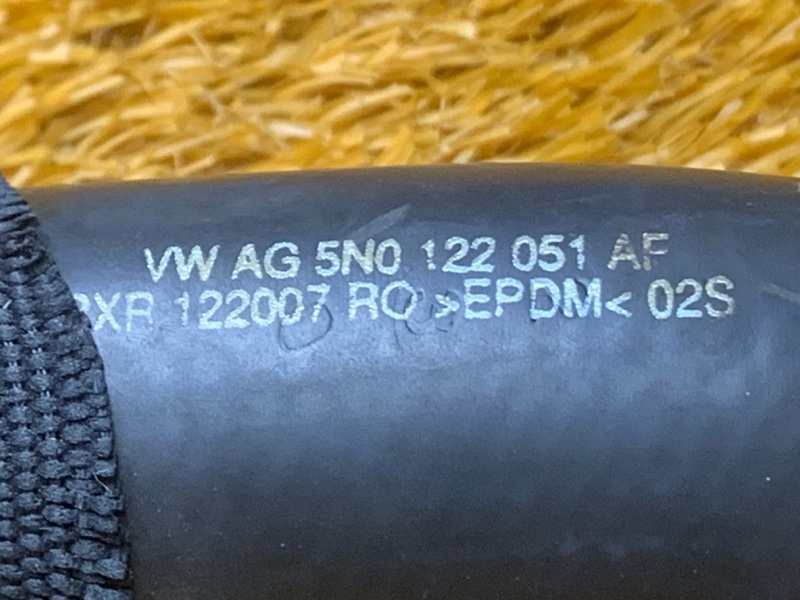 Патрубок радиатора нижний, 1000 рублей, Красноярск