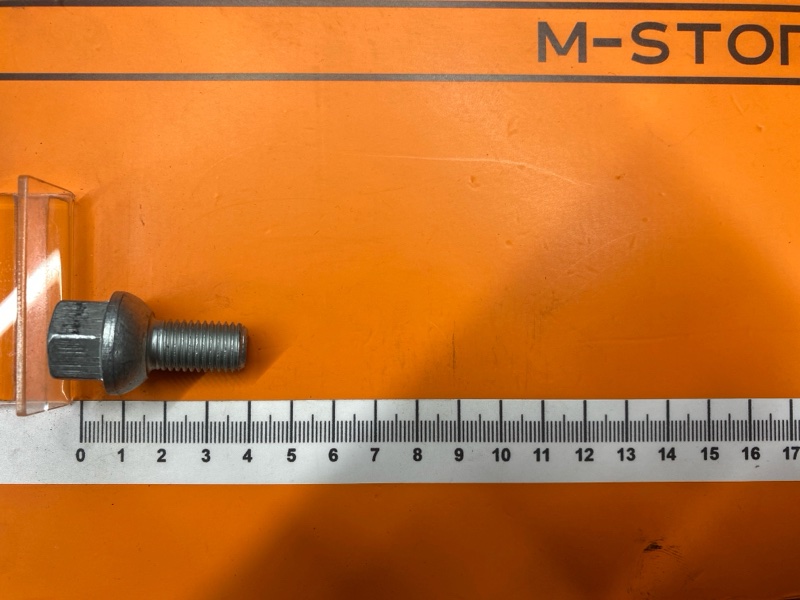 болт колесный, 600 рублей, Красноярск