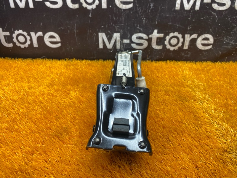 домкрат, 2000 рублей, Красноярск