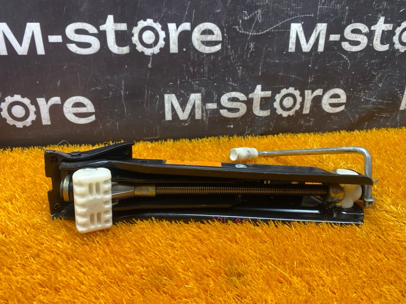 домкрат, 2000 рублей, Красноярск