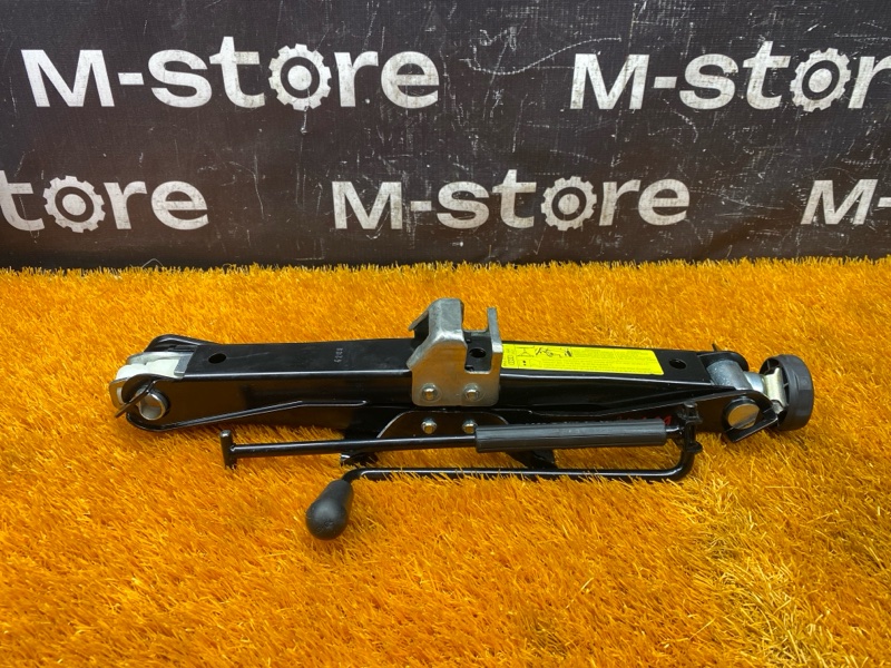 домкрат, 2500 рублей, Красноярск