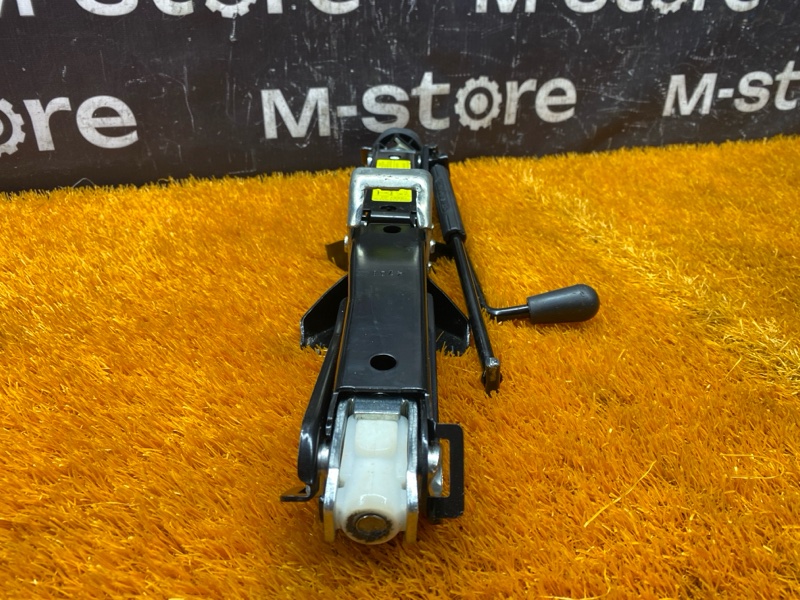 домкрат, 2500 рублей, Красноярск