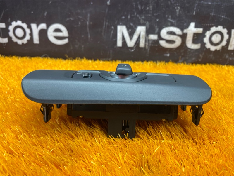 Переключатель света фар, 1000 рублей, Красноярск