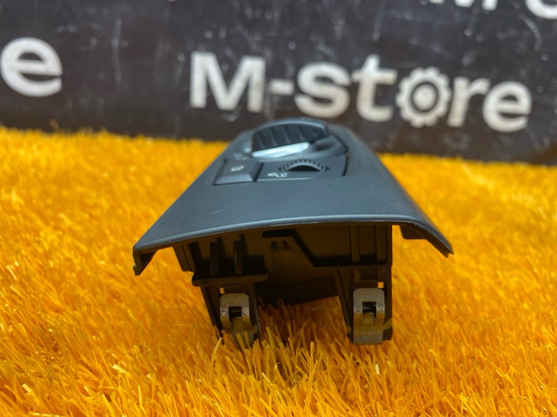 Переключатель света фар, 1000 рублей, Красноярск