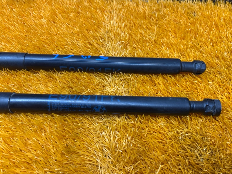 амортизатор капота, 900 рублей, Красноярск