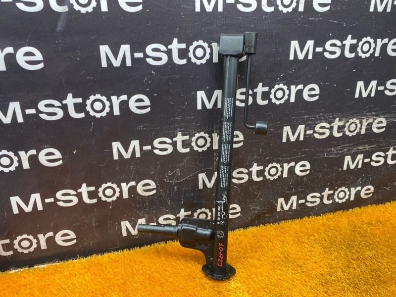 домкрат, 2000 рублей, Красноярск