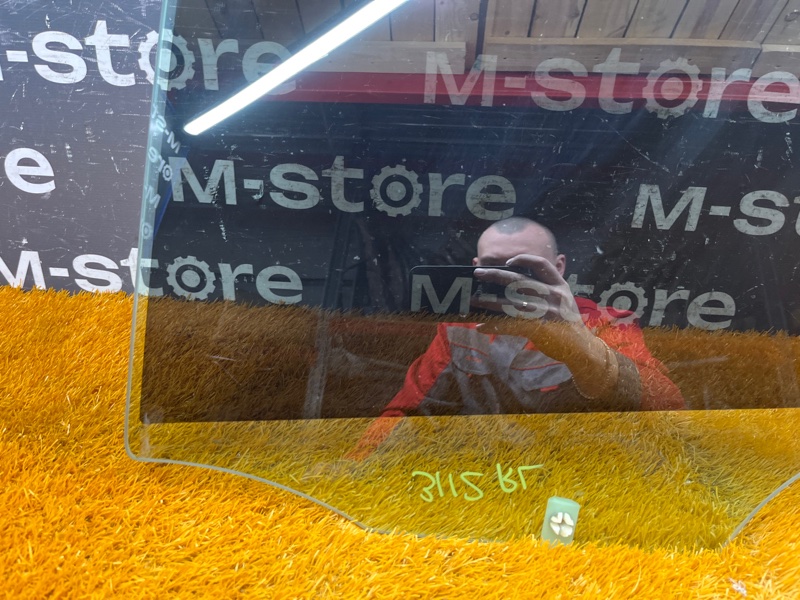 Стекло боковое, 700 рублей, Красноярск