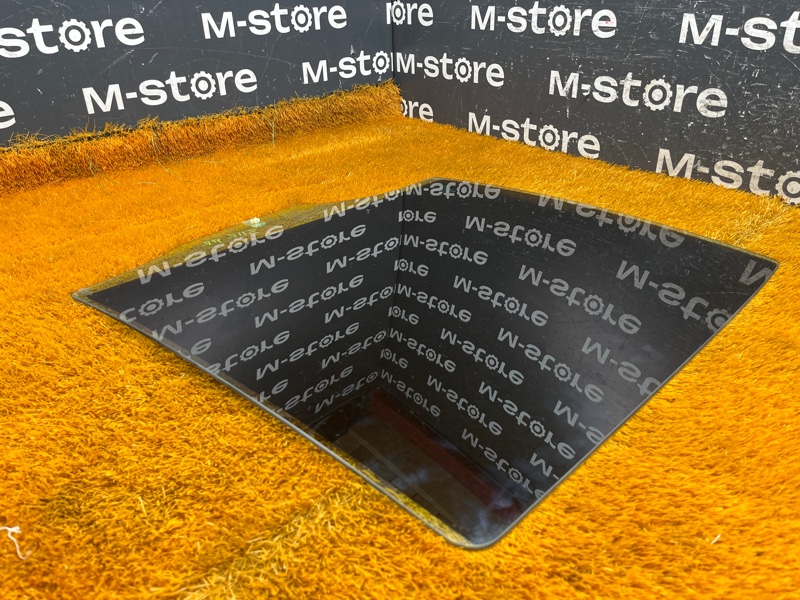 Стекло боковое, 700 рублей, Красноярск