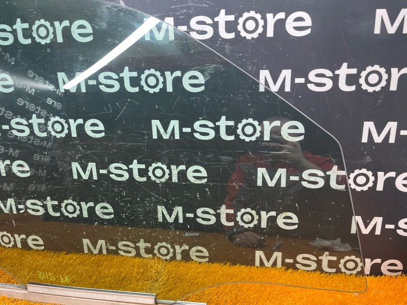 Стекло боковое, 1300 рублей, Красноярск