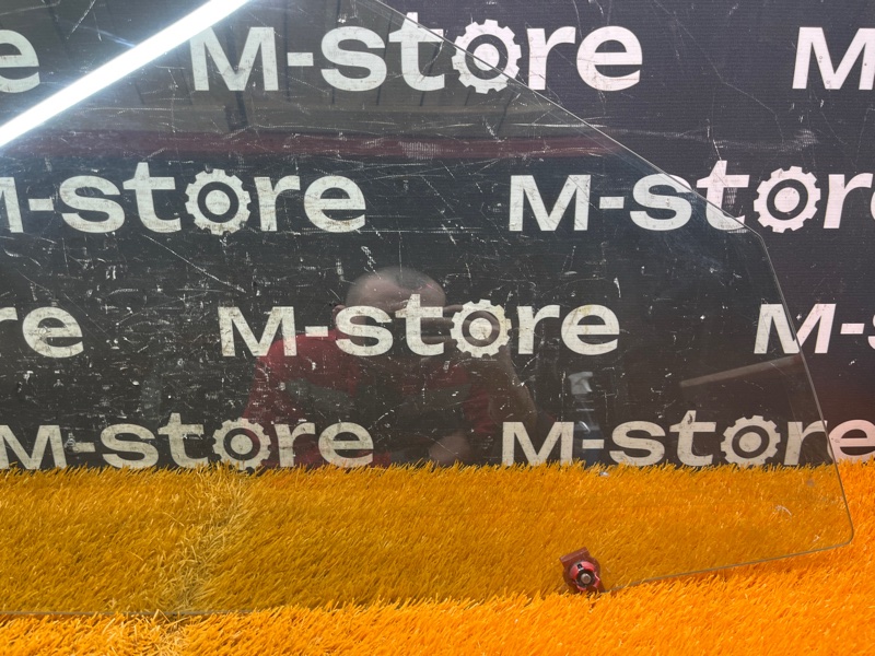 Стекло боковое, 1200 рублей, Красноярск